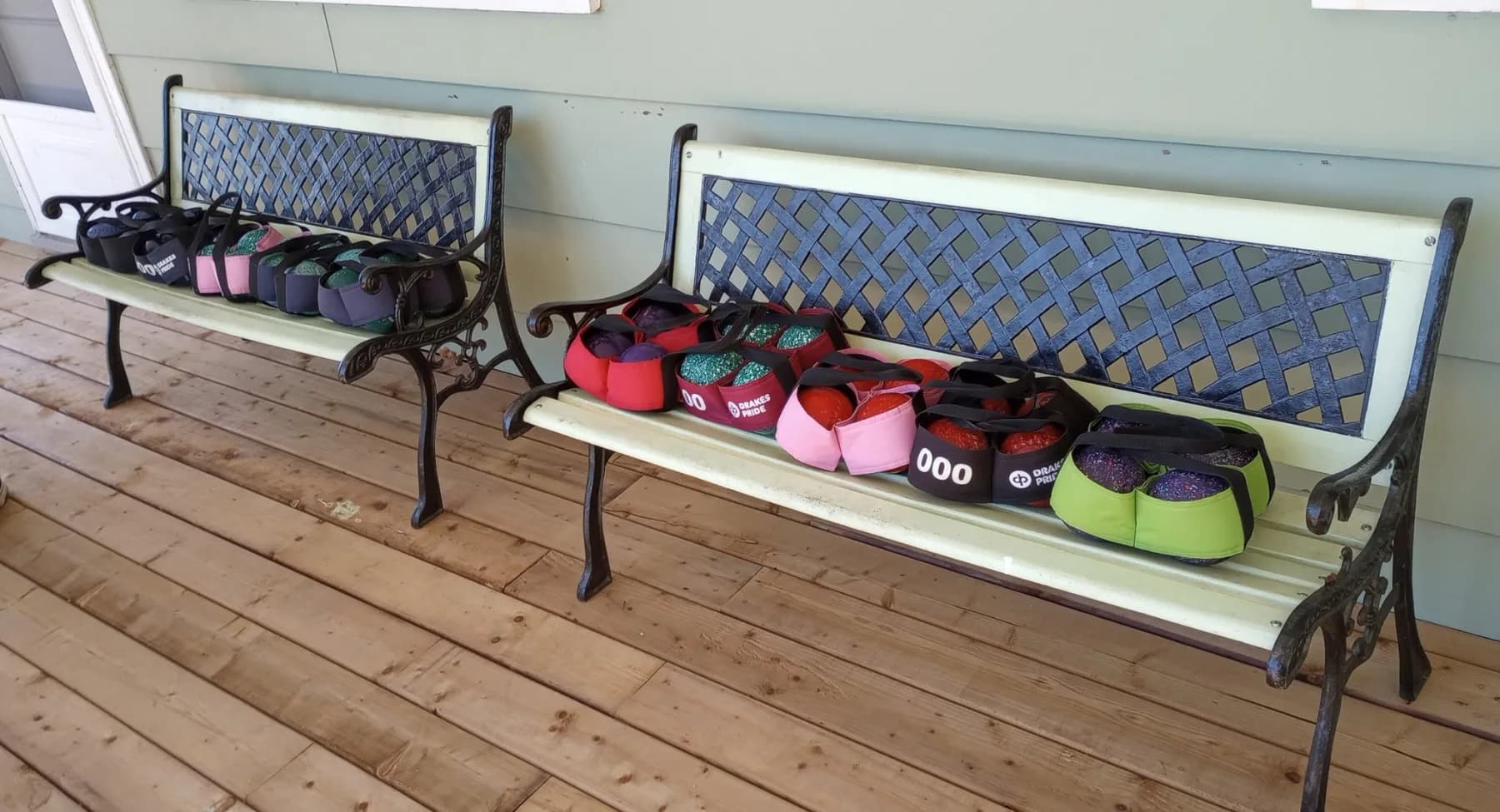 The Bowls are roosting at home!
